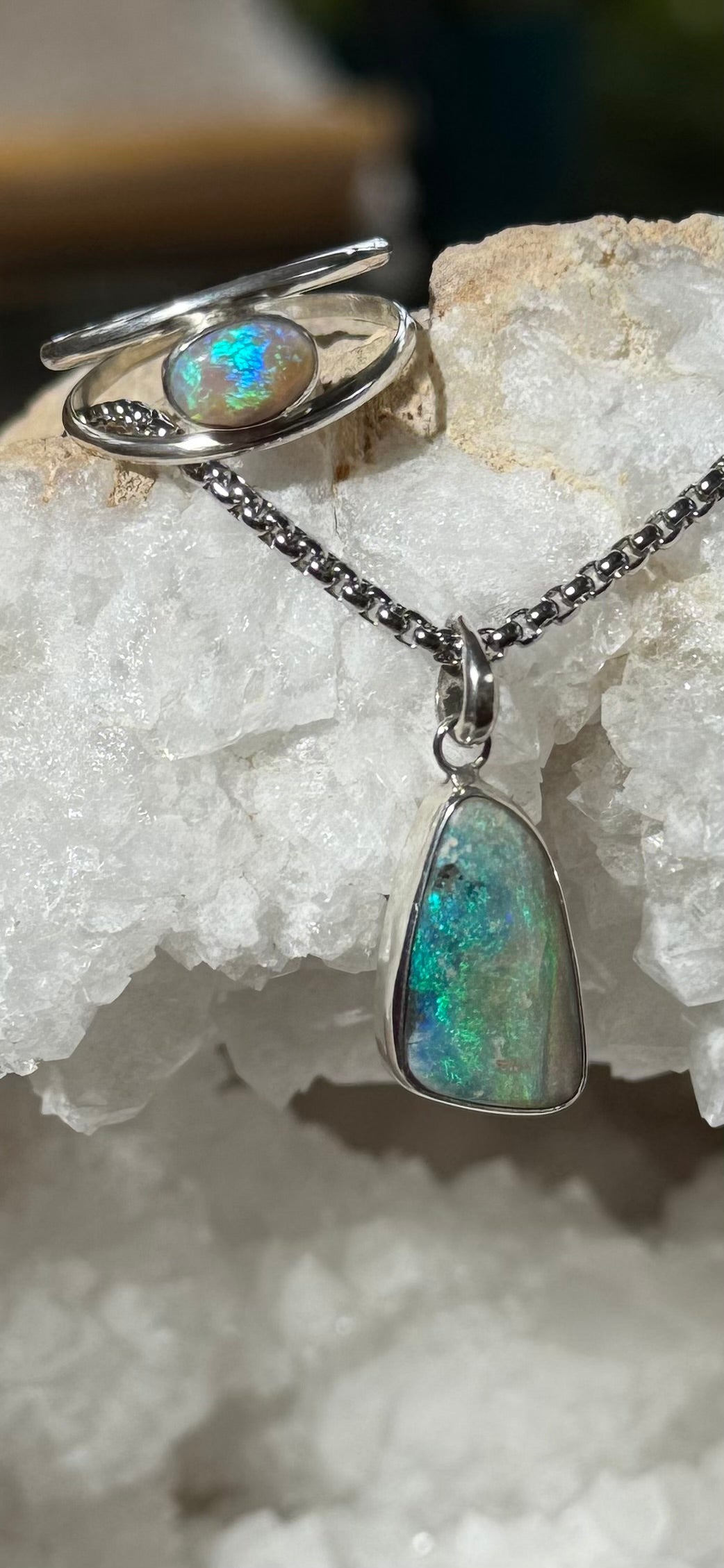 OPAL - Lightning Ridge - 'Sand & Water' Pendant & Ring Set