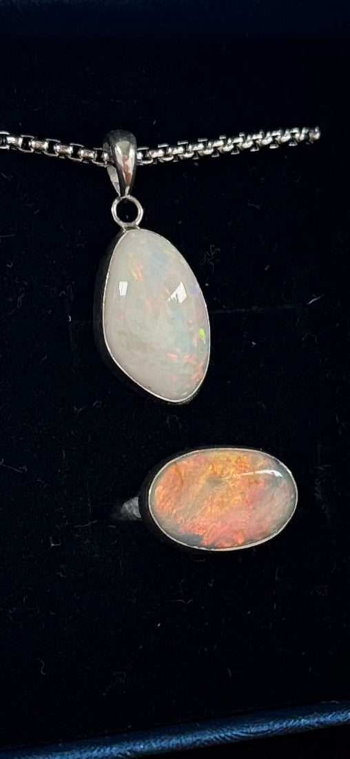 OPAL - Lightning Ridge - 'Fire' Pendant & Ring Set