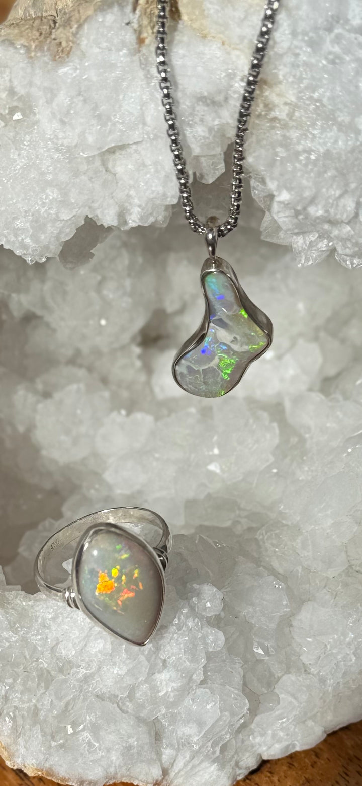 OPAL - Lightning Ridge 'Island' Pendant & Ring Free Form set